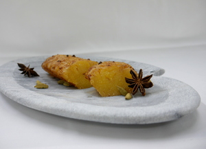 Roasted pineapple with spices