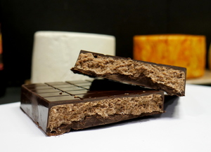 Chocolate and praline nougat