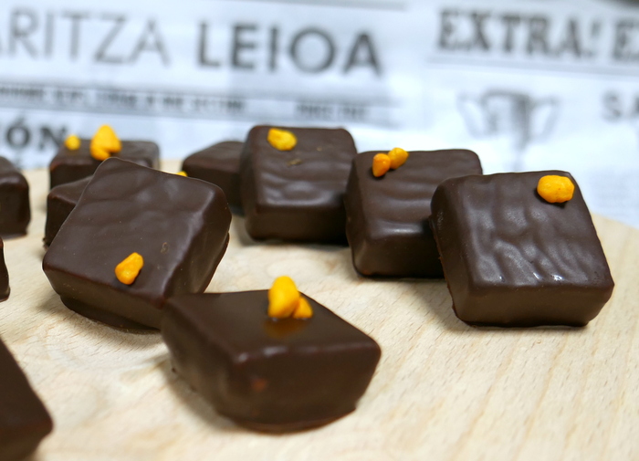 Sahara cut chocolate