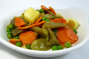 Sautéed green beans and vegetables