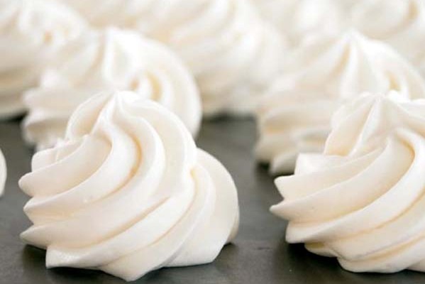 Whipped cream with sugar