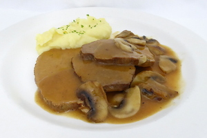 Braised veal and mushroom stew with mashed potatoes