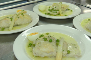 Whiting in green sauce