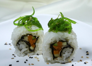 Perretxiko uramaki sushi beganoa