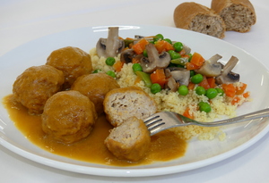 Chicken meatballs with couscous and vegetables